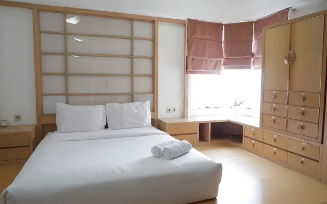 Strategic 3BR Apt at Sudirman Tower Condominuim