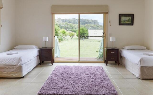 Mystery Bay Cottages