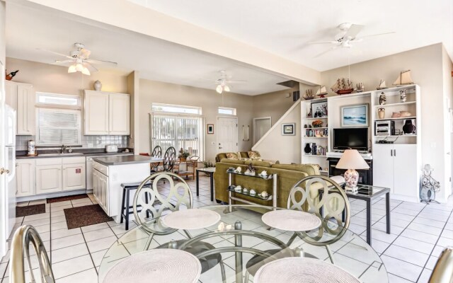 812 South Fletcher