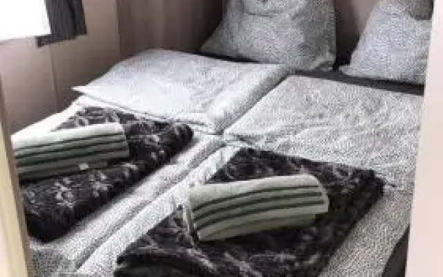 Caravan in IJmuiden op camping Duindoorn
