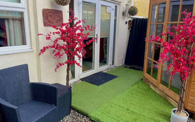 Zip Cottage Sleeps 2-3 Climb Snowdon zip World