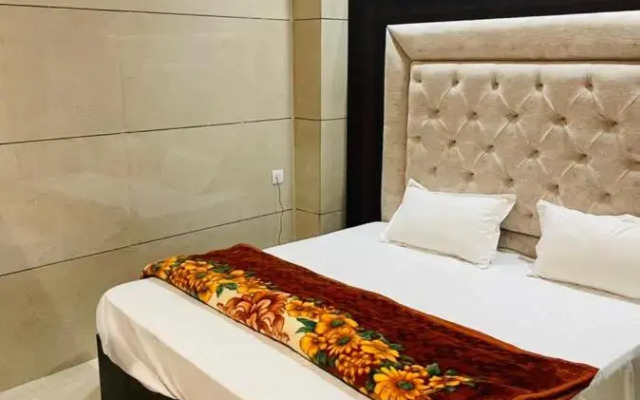 Capital O 82092 Hotel Bal Residency
