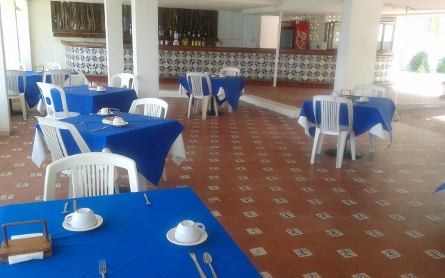 Maralisa Hotel and Beach Club