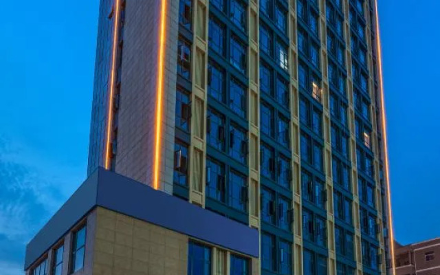 Homeinn Plus Hotel (Jiujiang University Wanda Plaza)