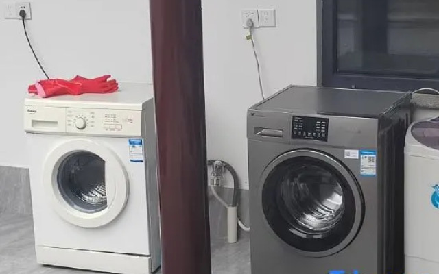 Yiqinju Homestay (Xishan Scenic Area Branch)