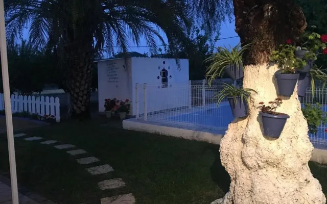 Chalet Ctra. Utrera-los Palacios