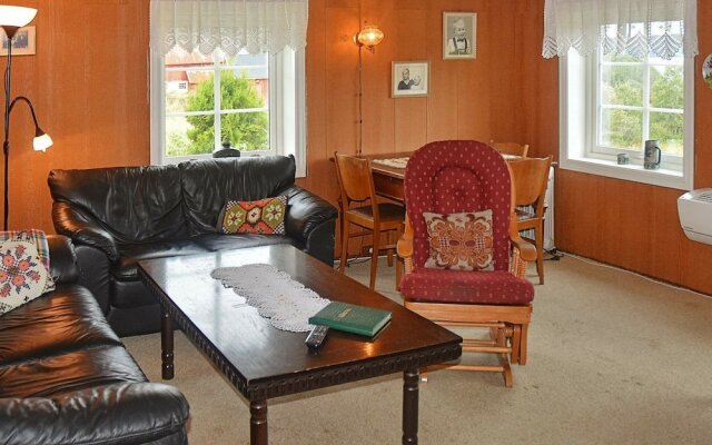 6 Person Holiday Home in Fevåg