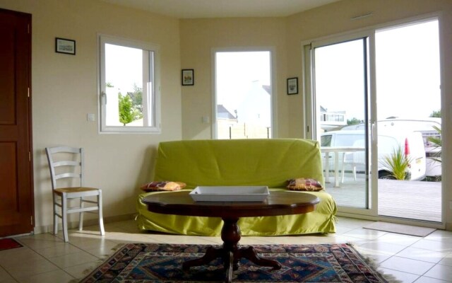 House with 2 Bedrooms in Plurien, with Furnished Terrace