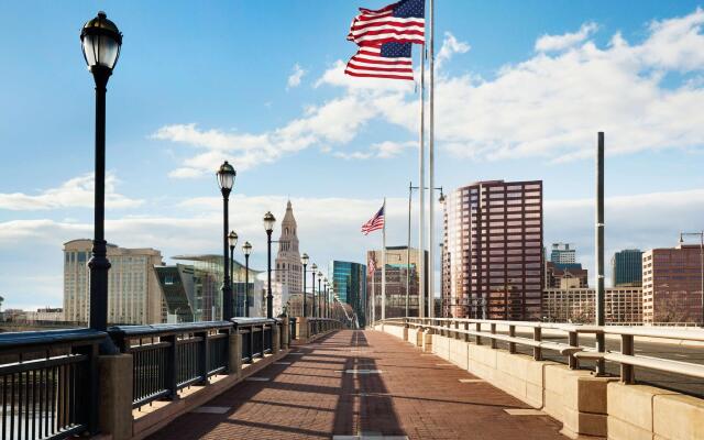 Hampton Inn & Suites Hartford/East Hartford