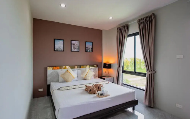 The Living Hotel SamutPrakan