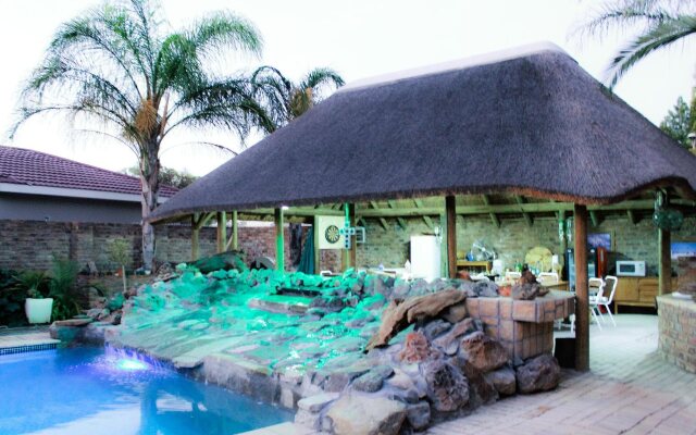 Aan Die Oewer Guest House