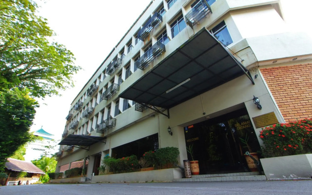 Telang Usan Hotel