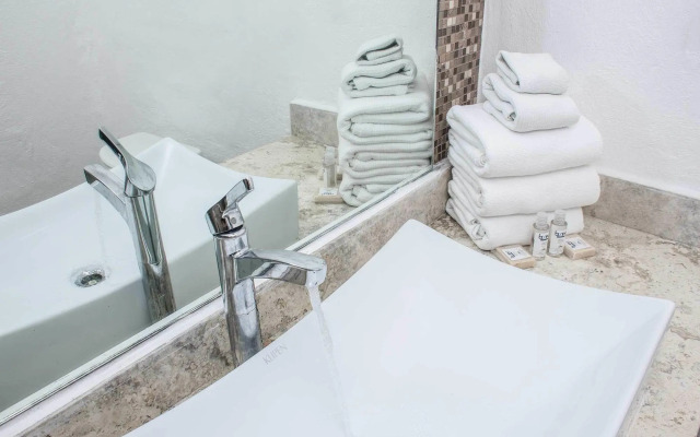 Bsea Cancun Plaza Hotel