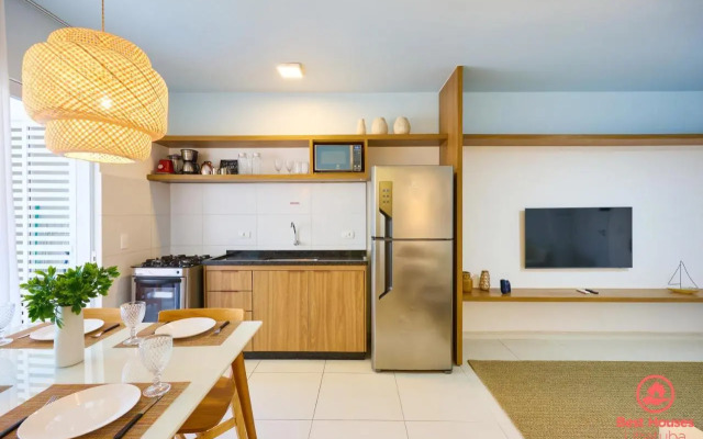 Bh33: Apto Perto De 4 Praias Com Ar E Piscina!