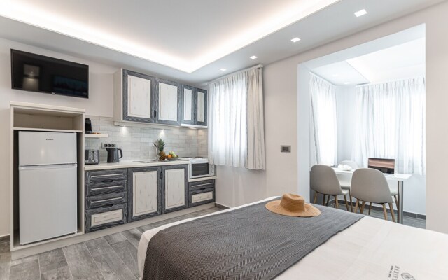 Mariet Naxos Elegant Suites