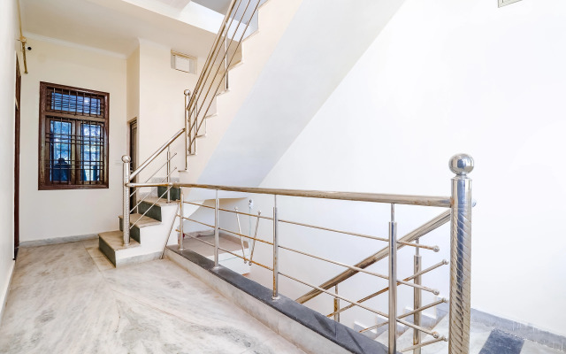 Fabexpress Royal Villas