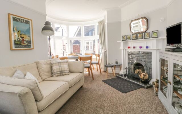 Mermond Flat