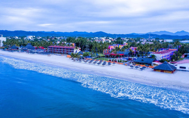 Royal Decameron Complex