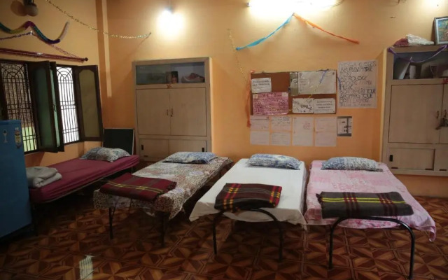 Somit Paying Guest House