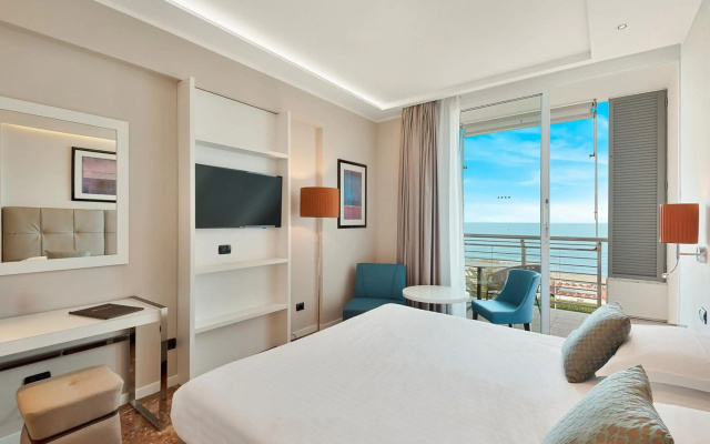 Hotel Excelsior
