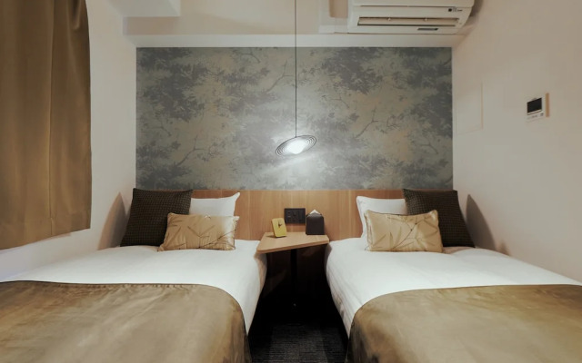 R Hotel Namba Daikokucho