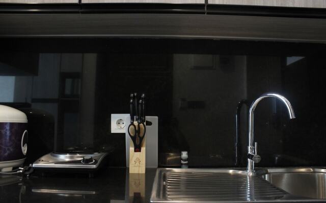 Modern Stylish Studio Plus at Greko Apartment Bandung