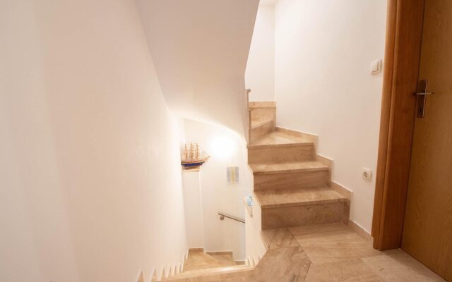 Beautiful Home in Split With Wifi and 4 Bedrooms