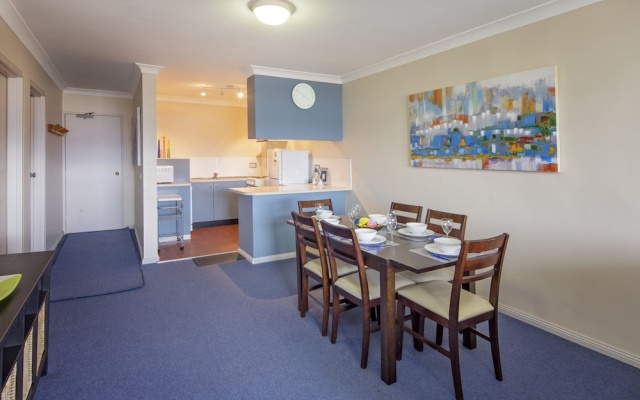 Central Park 7 - the convenience of location & the warmth of comfortab – Guest Rooms – Jindabyne