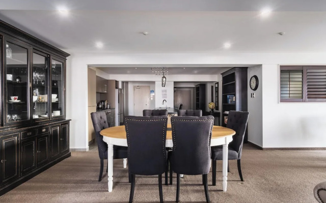 Manor Place Apartment