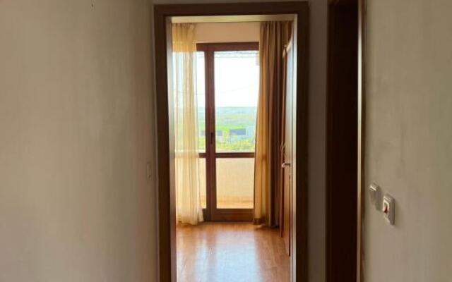 Сдам 2х комнатную квартиру в Кошарице