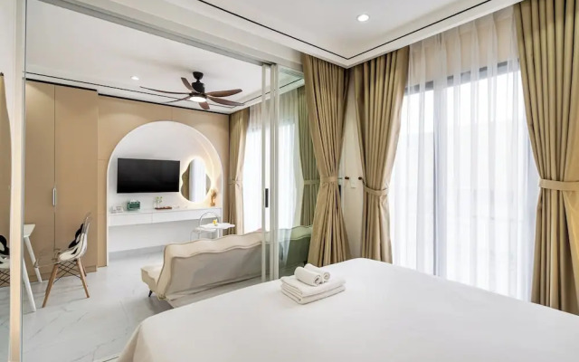 The Royal Hotel  Apartment - Phu My Hung