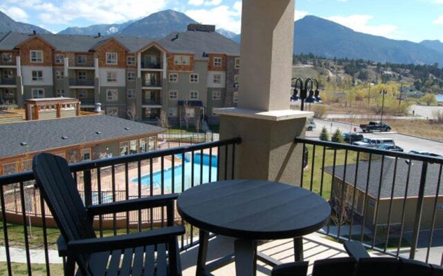 Lake Windermere Pointe by Rocky Now