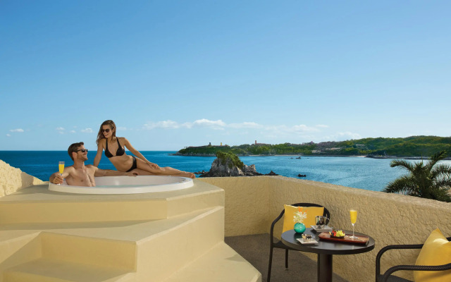 Dreams Huatulco Resort & Spa - All Inclusive
