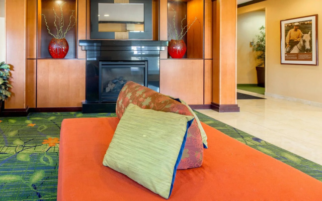 Fairfield Inn & Suites by Marriott Canton