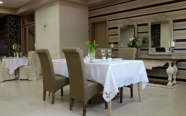 Nefeles Suites