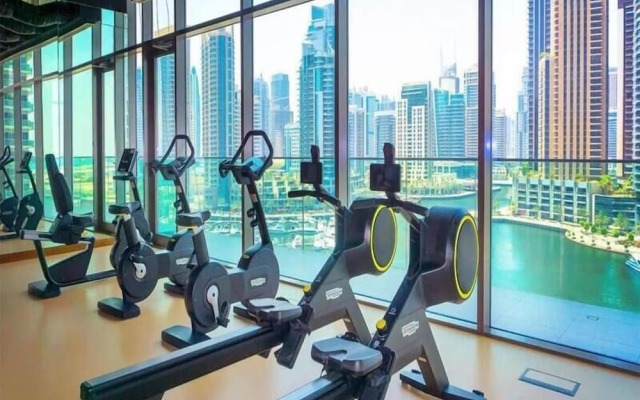 Panoramic 2BR with Marina View