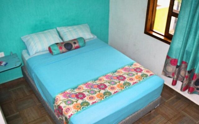 Yaxche Centro Hostal y Camping