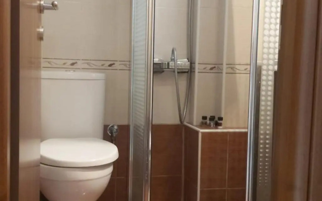 Lavrio port-centre 1bdr Apt with balcony wash machine - фото 4