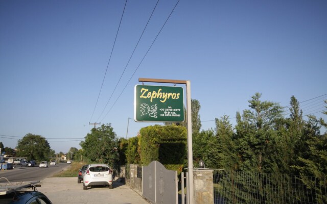 Zephyros Family Apartments