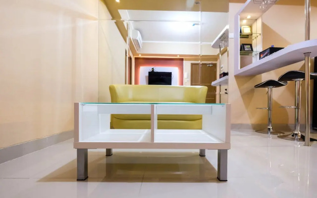 Bright and Stylish 1BR The Oasis Apartment Cikarang
