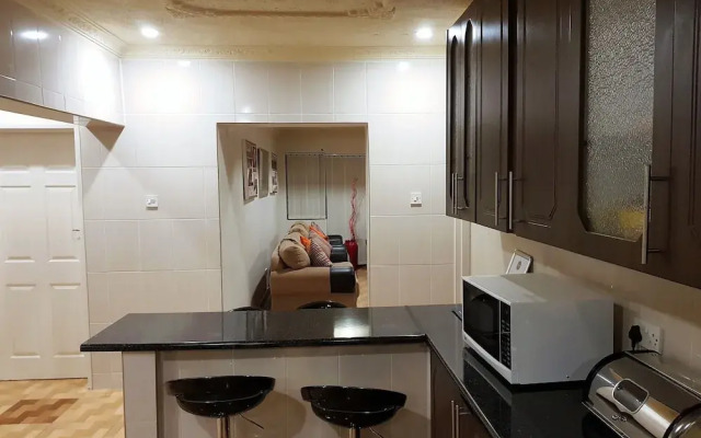 Grey Oak Holiday House
