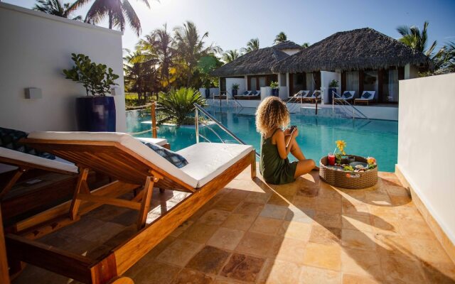 MKNI Hotel - Ikaika Makani Experience