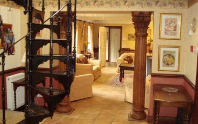 The Stanwick Hotel