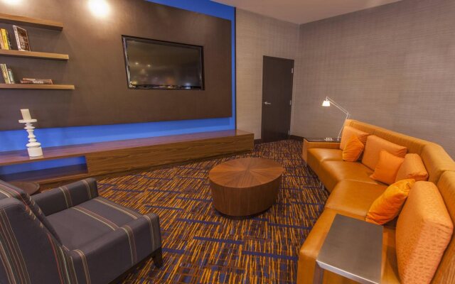 Courtyard by Marriott Charlotte Airport LoSo