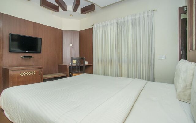 R D Suites A Business Hotel