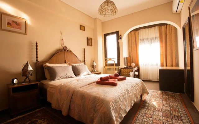 Spacious Apartment Next To Metro - Marousi