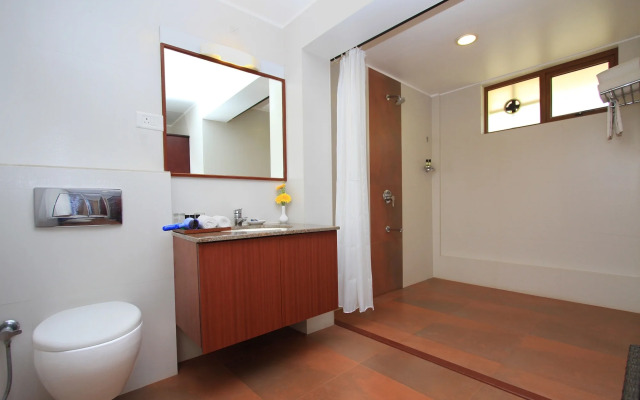 Silent Shores Resort & Spa