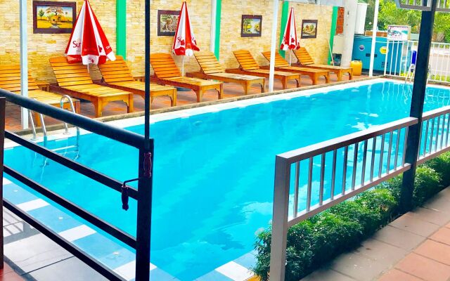 Lucky Phu Quoc Hotel