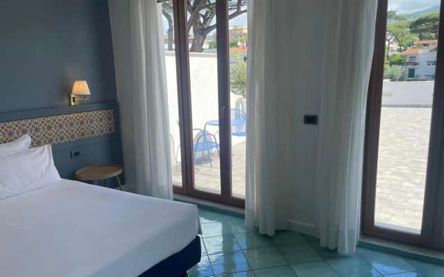 Hotel Marad