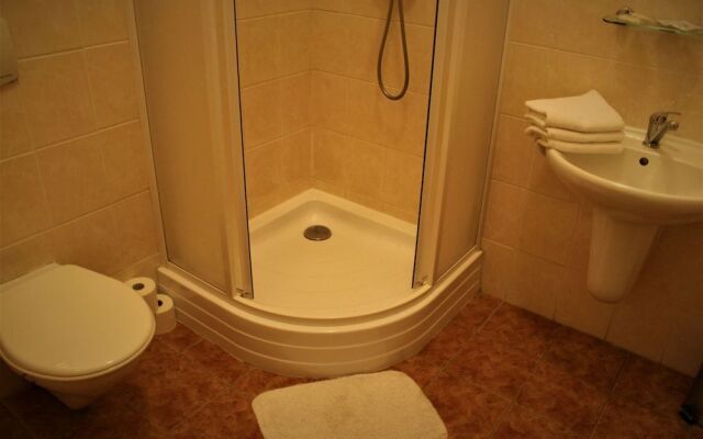 Penzion a restaurace U ŘEKY